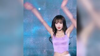 Korean Pop Music: GFriend - Yuju bouncy melons