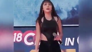 Korean Pop Music: Hong Jinyoung getting juicy and dancing
