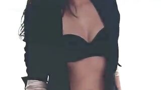 Katrina Kaif - Navel