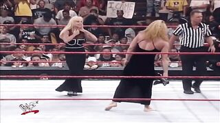 Nicole Bass scares Debra McMichael right out of her evening gown! - Nostalgia