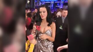 katy Perry at the 2009 VMA's, when this babe started to prove herself as the queen of sexy outfits/dresses.