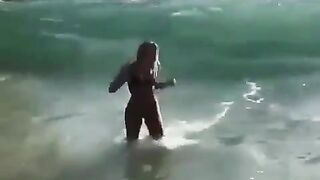 smashed by a wave - Women in Nature