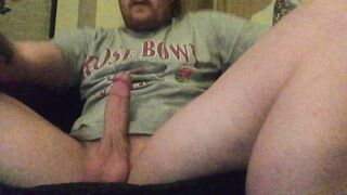 y first post on here, stroking my dick =)