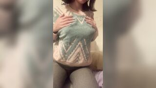 Little disclose in the worlds softest sweater.. want to feel?