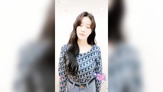 IZ*ONE - Eunbi 33