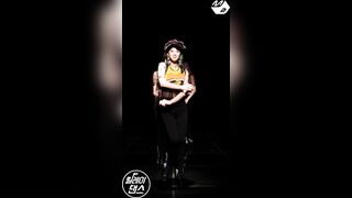 Korean Pop Music: EXID - Hyelin Cute to Sexy Switch