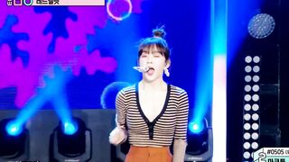 Red Velvet - Irene's top accidentally unbuttoned - K-pop