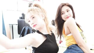 Twice - Dahyun & Tzuyu 2 - K-pop