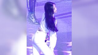 Korean Pop Music: Apink - Naeun's Constricted Ass 4