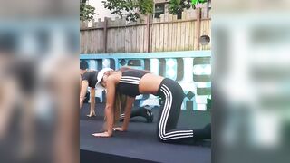 Korean Pop Music: Hyolyn - Constricted Ass
