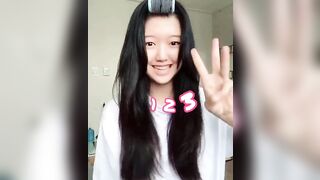 Korean Pop Music: LEESEUL - In advance of, after, melons, & a lip bite.