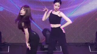 Korean Pop Music: Apink - Eunji & Naeun: Jeong & Son Kardashian