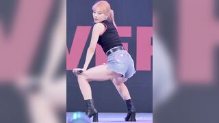 Korean Pop Music: KARD - Somin 7