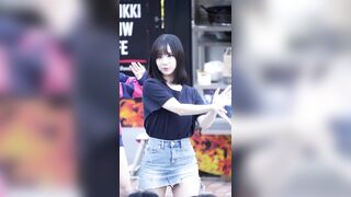 Korean Pop Music: Gfriend - Eunha 46