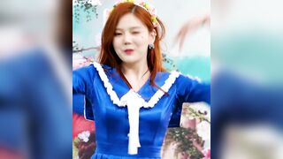 Oh My Girl Hyojung: Big Sexy Boob Mode