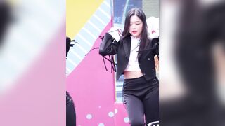 Korean Pop Music: Loona - Hyunjin