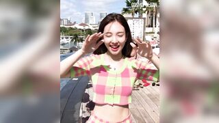 Twice Nayeon's flat little tummy! - K-pop