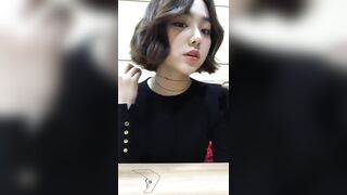 Korean Pop Music: Gugudan - Mina
