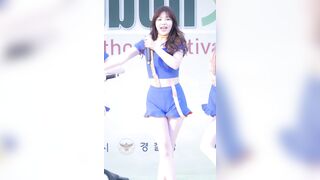 Korean Pop Music: DIA - Jenny