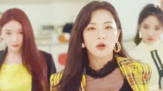 seulgi X SinB X Chungha X Soyeon 'Wow Thing' MV