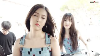 sinb & yuju - looking fappable - K-pop