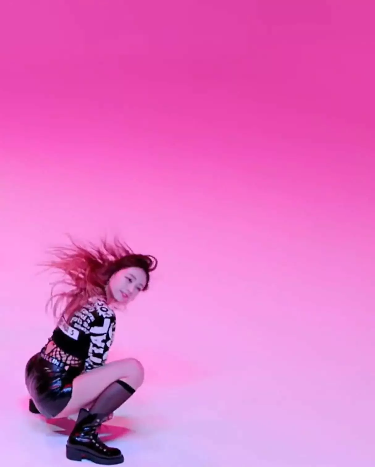 K-pop: ITZY - YUNA - Porn GIF Video | nenyda.com