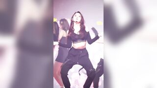 Korean Pop Music: WJSN/Rocket Gals - Mei Qi