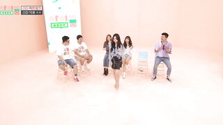 Korean Pop Music: Gfriend - Umji's pretty legs