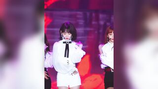 Korean Pop Music: IZ*ONE - Miyawaki Sakura