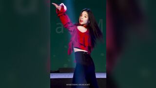 Korean Pop Music: LoonA - Heejin