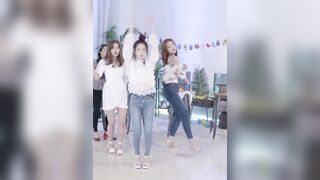 red Velvet - Joy bending and slapping Irene's butt  Wendy's Milky Legs in jean shorts