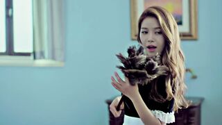 Korean Pop Music: Mamamoo's Solar - French Maid