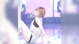 apink's Hayoung acting like a horny housewife seducing her husband's ally