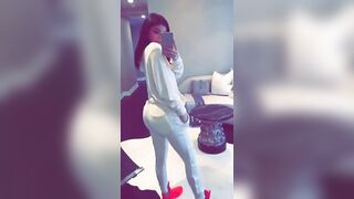 Booty On Snapchat - Kylie Jenner