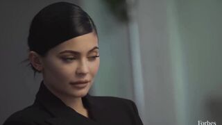 Boss - Kylie Jenner