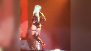 Lady Gaga's Butt: So wet!