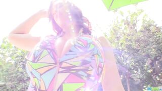 Sunshine & Titties - Lana Kendrick