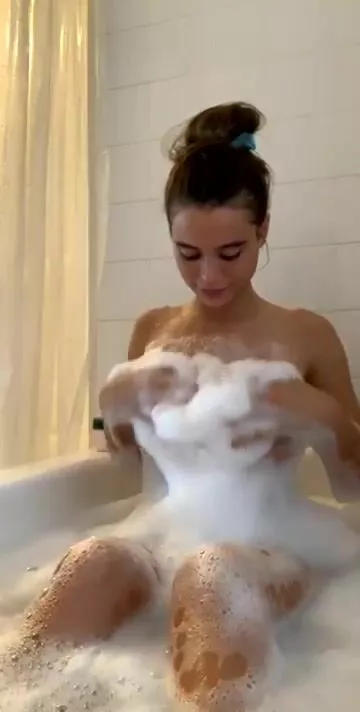 Lana rhoades bath
