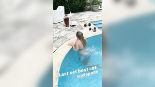 Lele Pons: Working out in the pool