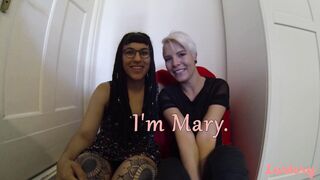 Licking to the plan w/ Mary & Ann - Lesbians