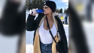 Lindsey Pelas: Cold out