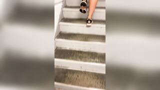 Honeys Leaving: Up the stairs and to the gym my butt goes :)