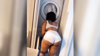 Love to watch her do Laundry ?? - Women Leaving