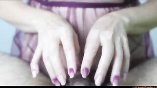 Hands On! A nail fetish POV ??