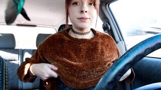 fingering and cum play in car